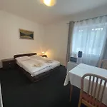 Milstejn 3*